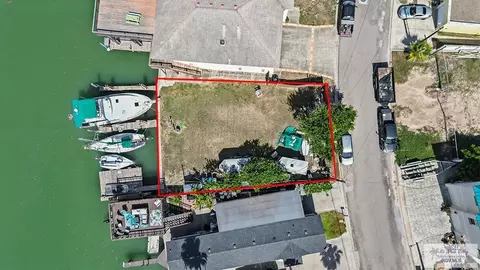 1210 Bass Ave, Port Isabel, TX 78578