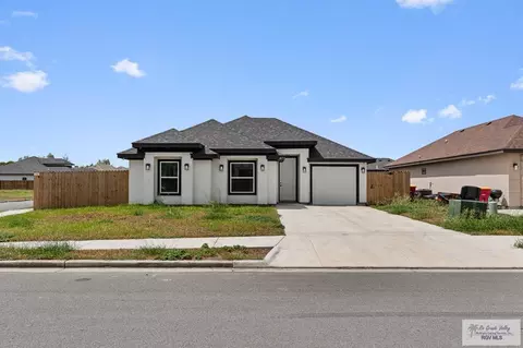 4872 Galicia Dr, Brownsville, TX 78521
