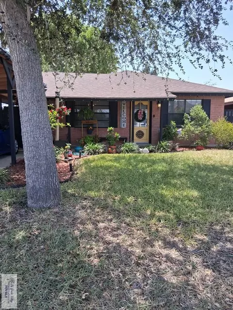 395 Red Rose St, Brownsville, TX 78520