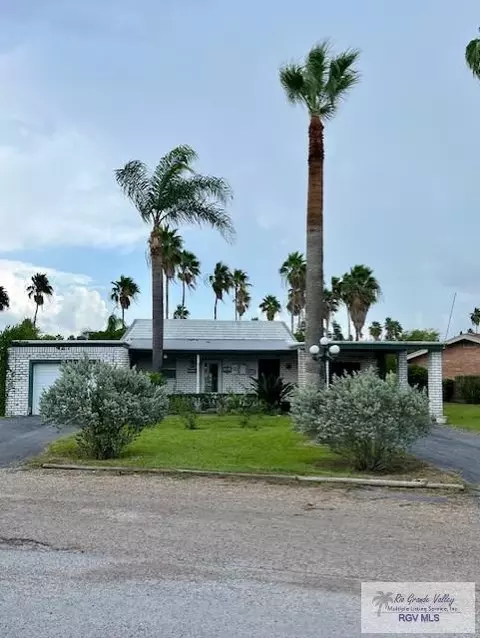 427 Champion Dr, Brownsville, TX 78520