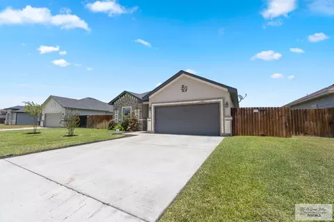 120 Jessica St, Mercedes, TX 78570