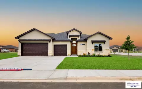 6305 Willow Wood Ln, Harlingen, TX 78552