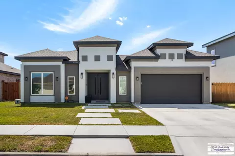 6999 Heritage Oak Dr, Brownsville, TX 78526