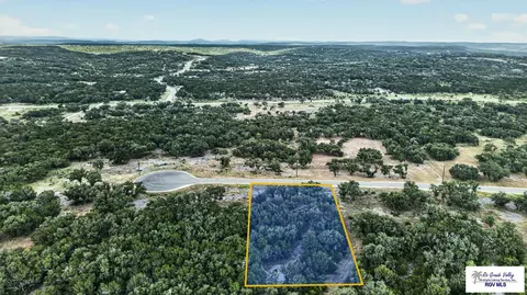 1881 County Road 4522, Hondo, TX 78860