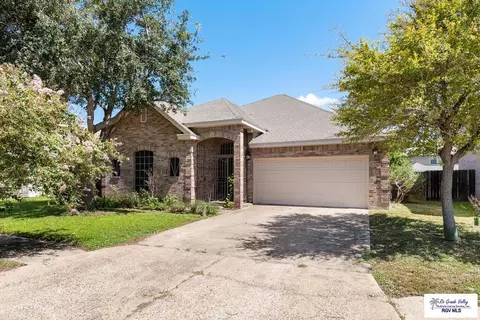 3706 Falcon Dr, Mission, TX 78572