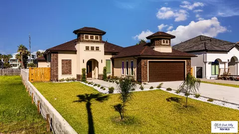 5905 Havana Dr, South Padre Island, TX 78597