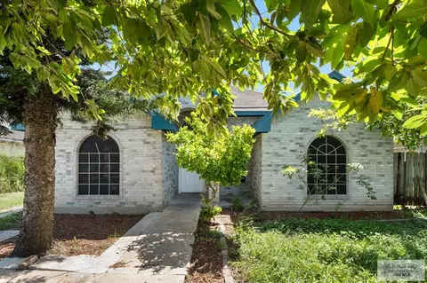 5130 Villa Bonita St, Brownsville, TX 78521