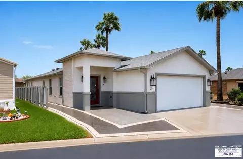 29 Laguna Ln, Los Fresnos, TX 78566