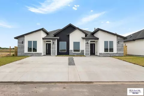 7912 Villa Fino Ln, Brownsville, TX 78521