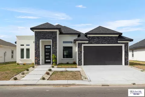 726 Ava Dr, La Feria, TX 78559