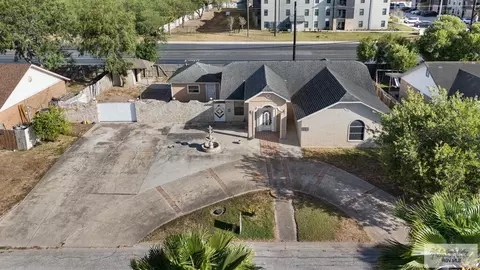 1012 Squaw Valley Dr, Brownsville, TX 78520