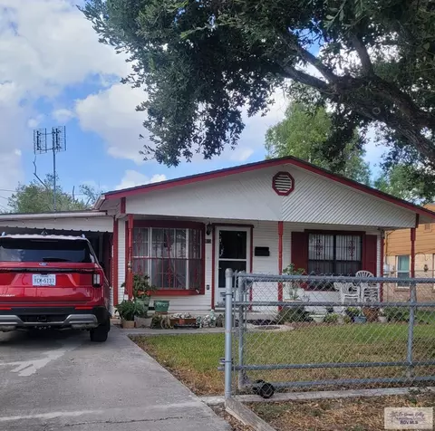 813 W 10th St, Mercedes, TX 78570