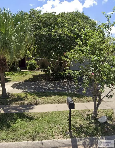 408 Winnepeg Ave, Brownsville, TX 78521