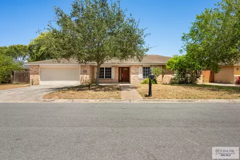 124 Tudela St, Brownsville, TX 78526