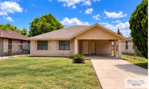 306 E 8th St, Los Fresnos, TX 78566