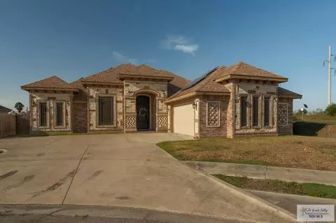 153 Alvarez Ct, Los Fresnos, TX 78566