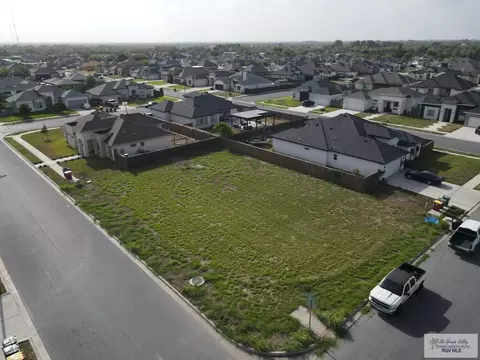 00 N Queen Palm #1, Brownsville, TX 78526