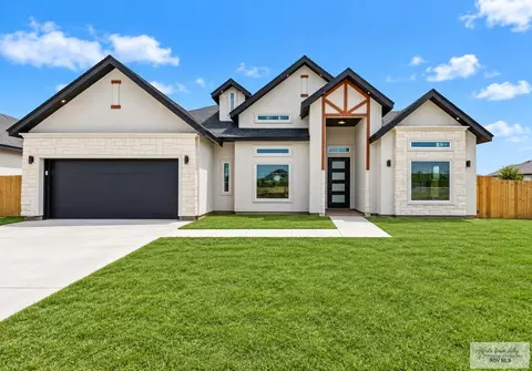 2680 Del Roble Ln, Brownsville, TX 78526