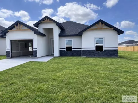 3121 Juan Castillo Ave, Port Isabel, TX 78578