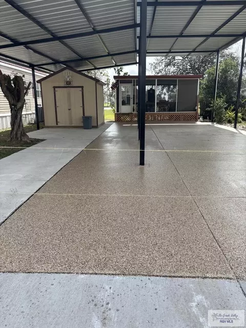 21 Colorado River Dr, Brownsville, TX 78520