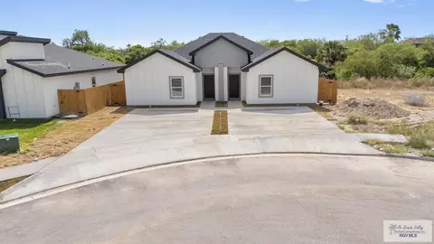 1012 Oro Blanco Ave, Brownsville, TX 78521