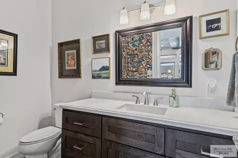 Bath - 2106 Thacker Ln, Harlingen, TX 78552 photo 1 of 4