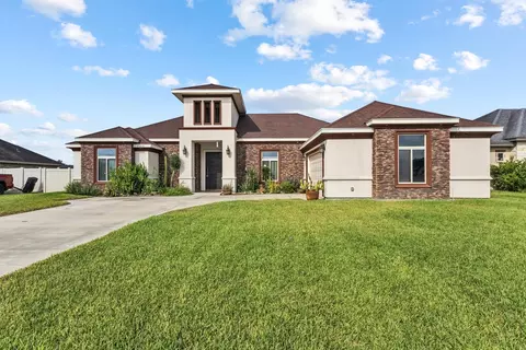 Exterior - 2106 Thacker Ln, Harlingen, TX 78552 photo 2 of 4