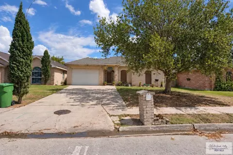 6847 Blue Spruce St, Brownsville, TX 78526