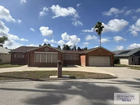 9 Shenandoah River Dr, Brownsville, TX 78520