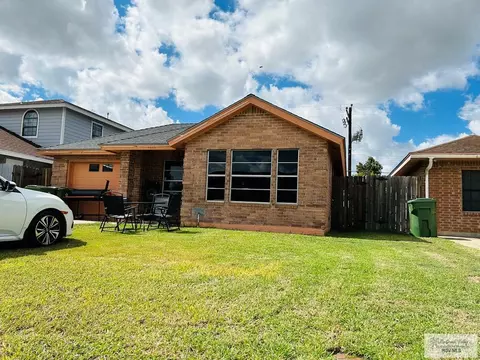 3453 Nottingham Dr, Brownsville, TX 78526