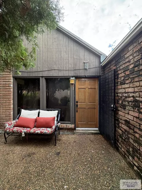 444 Champion Dr #1, Brownsville, TX 78520