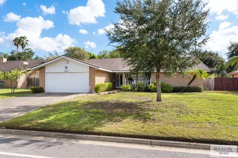 4554 Lakeway Dr, Brownsville, TX 78520