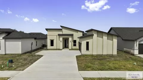 3757 Paseo Cafetos St, Brownsville, TX 78526