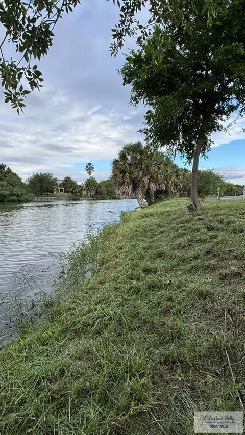 2137 Santa Ana Ave, Rancho Viejo, TX 78575