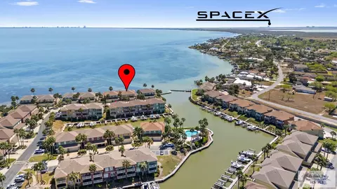 53 Harbor Town #B11, Laguna Vista, TX 78578