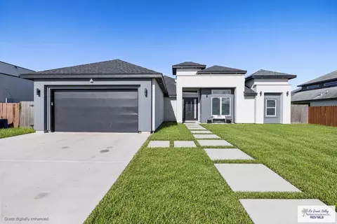 9175 Lake Charles Dr, Los Fresnos, TX 78566