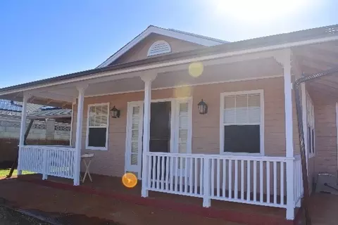 712 Laulea St, Eleele, HI 96705 photo 1