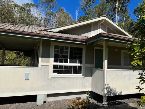 18-4288 Lehuanani St, Volcano, HI 96785
