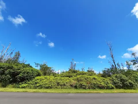 S Aholehole St, Pahoa, HI 96778