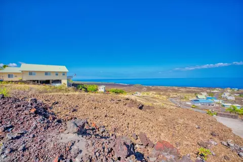 88-1970 Milolii Rd, Captain Cook, HI 96704