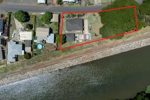 4836 Menehune Rd, Waimea, HI 96796