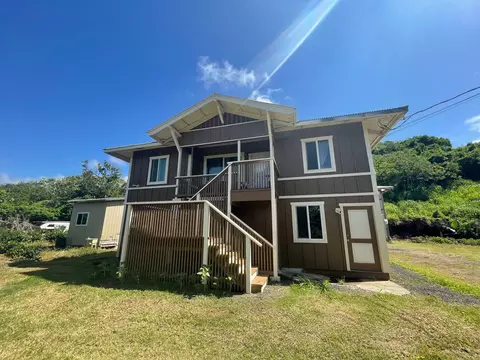 95-5904 Mamalahoa Hwy, Naalehu, HI 96772