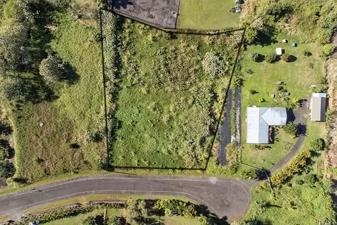 17-615 S Ipuaiwaha Pl, Keaau, HI 96749
