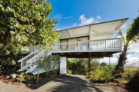 94-6526 Palaoa Rd, Naalehu, HI 96772