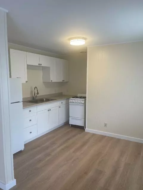 485 Waianuenue Ave #209A, Hilo, HI 96720