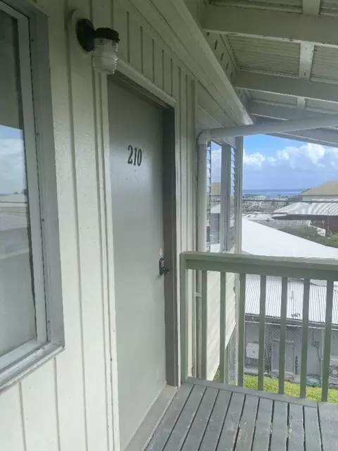 485 Waianuenue Ave #210A, Hilo, HI 96720