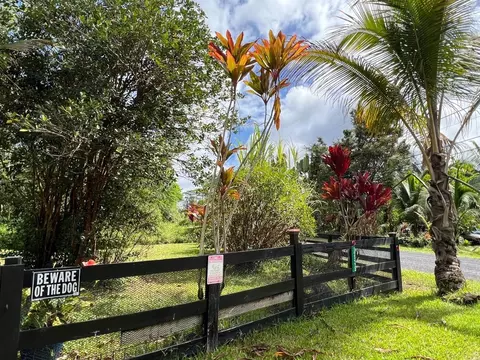 15-1775 15th Ave, Keaau, HI 96749