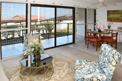 79-7199 Mamalahoa Hwy #120, Holualoa, HI 96725