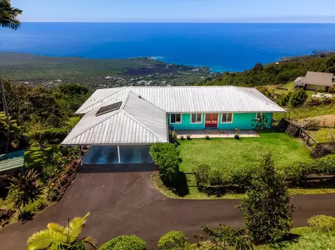 82-1120 Nanaina Lani Pl, Captain Cook, HI 96704