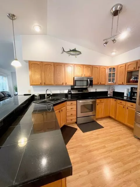 73-1163 Kaiminani Dr, Kailua Kona, HI 96740